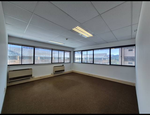 692M² OFFICE TO LET IN SANDTON CENTRAL